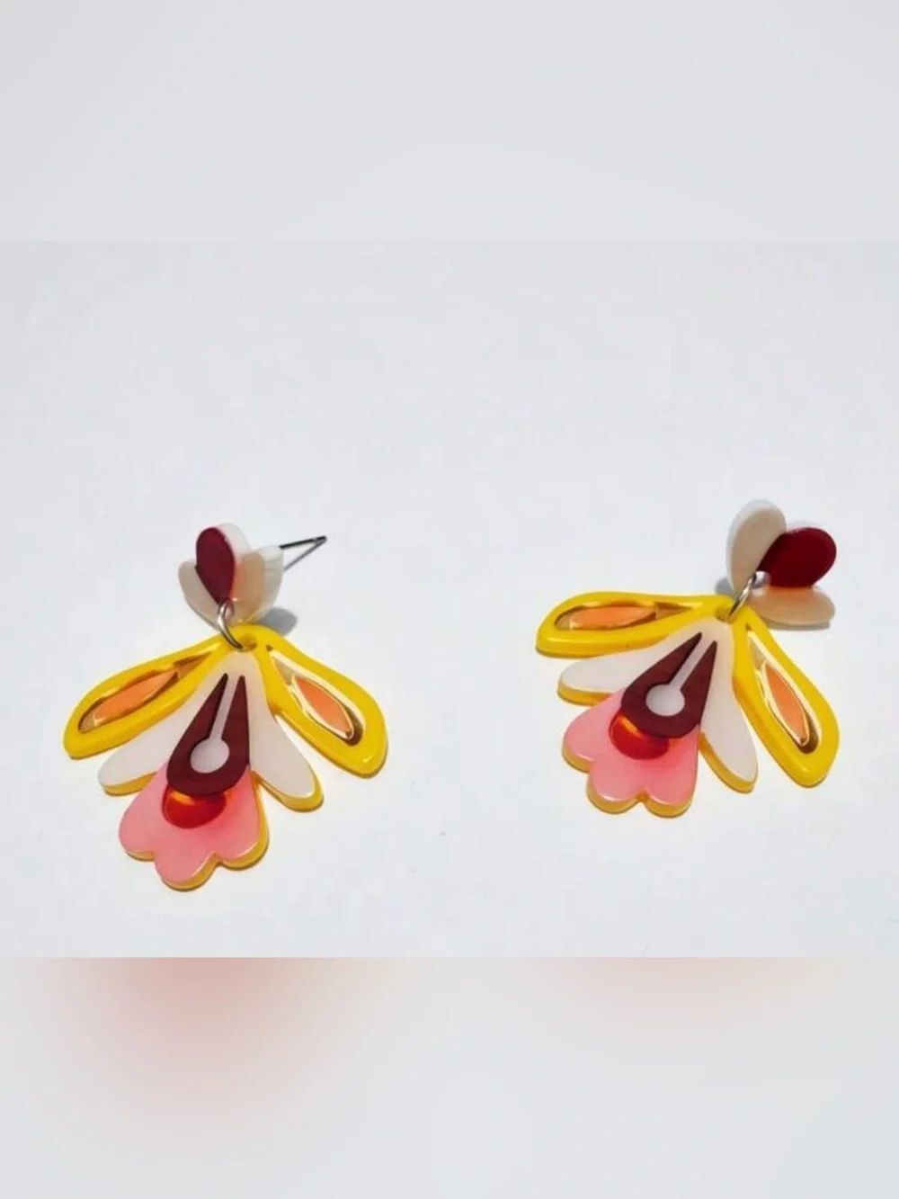 Yellow & Pink Floral Acrylic Drop Earrings N1509